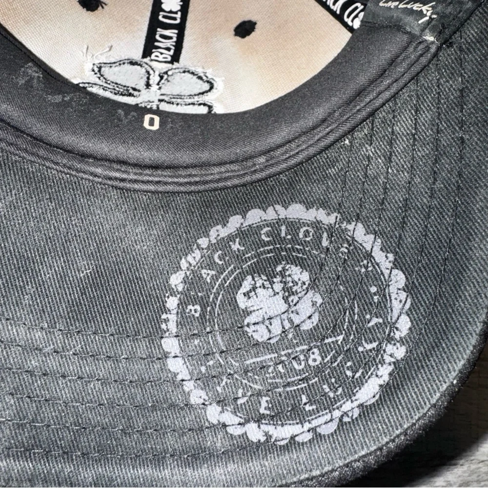*Black Clover* Live Lucky Fitted Hat Embroidered Cap BLACK - Shamrock L/XL